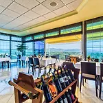 Panorama Hotel 4*
