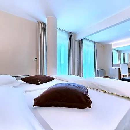 Panorama 4*