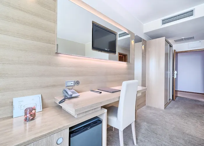 מלון Panorama שיבניק