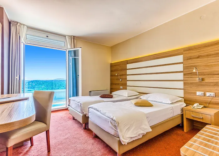 Panorama Отель 4*