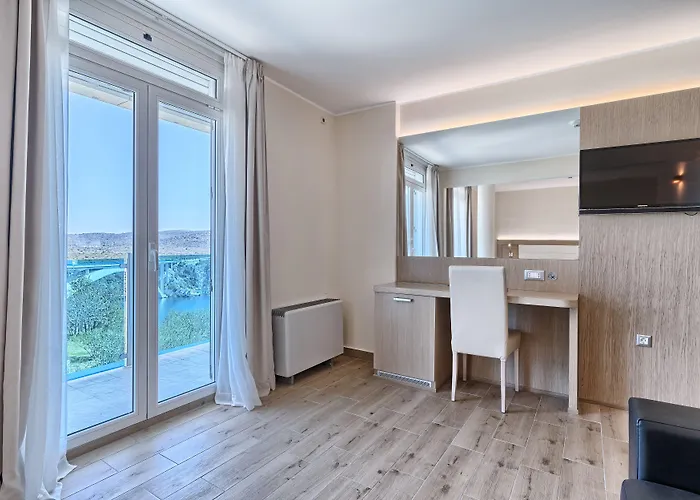 호텔 파노라마 4*